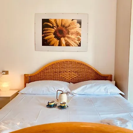 Lello Apt Sirmione * סירמיונה