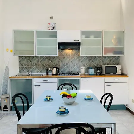 Lello Apt Sirmione Sirmione
