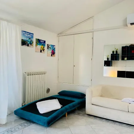 Lello Apt Sirmione סירמיונה