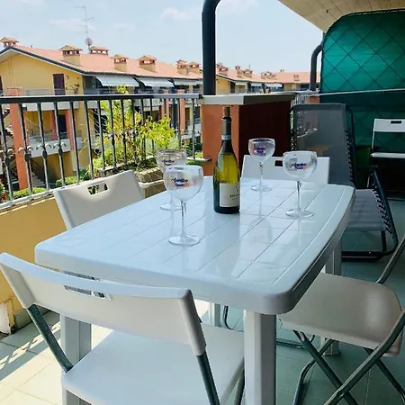 Lello Apt Sirmione סירמיונה