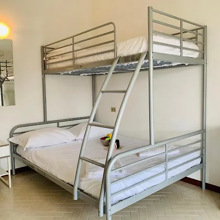 Lello Apt Sirmione סירמיונה