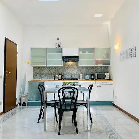 דירה Lello Apt Sirmione סירמיונה
