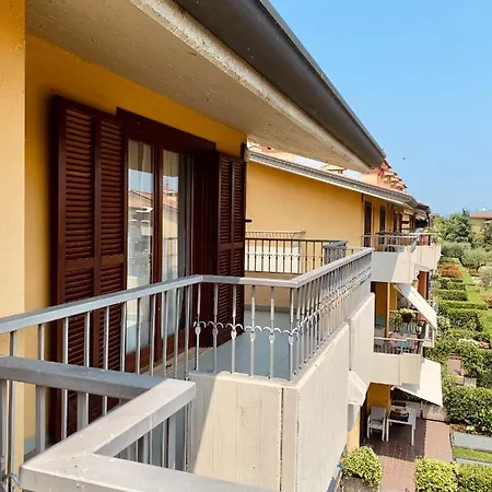 Lello Apt Sirmione דירה סירמיונה