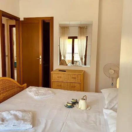 Lello Apt Sirmione