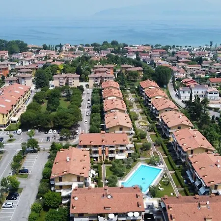 Lello Apt Sirmione דירה *